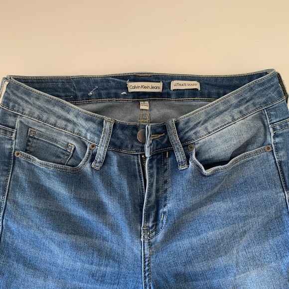 Calvin Klein Jeans ! - Picture 4 of 4